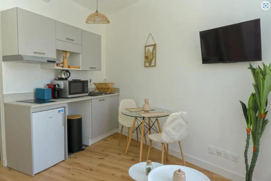 Palais Riviera Chaleureux Lumineux Et Climatise Apartment นีซ ภายนอก รูปภาพ